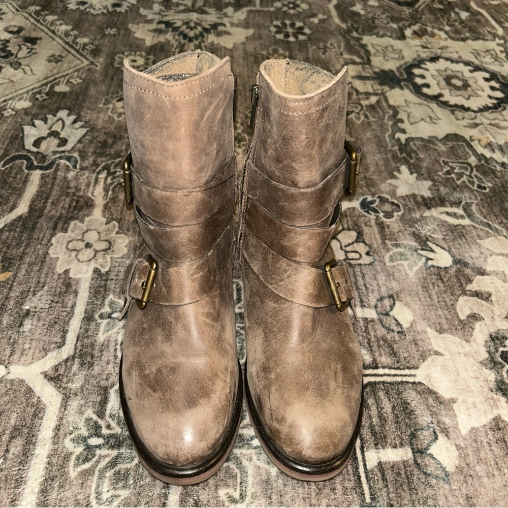 Treasure & Bond Tan riding Buckle Ankle Booties - Picture 2 of 8